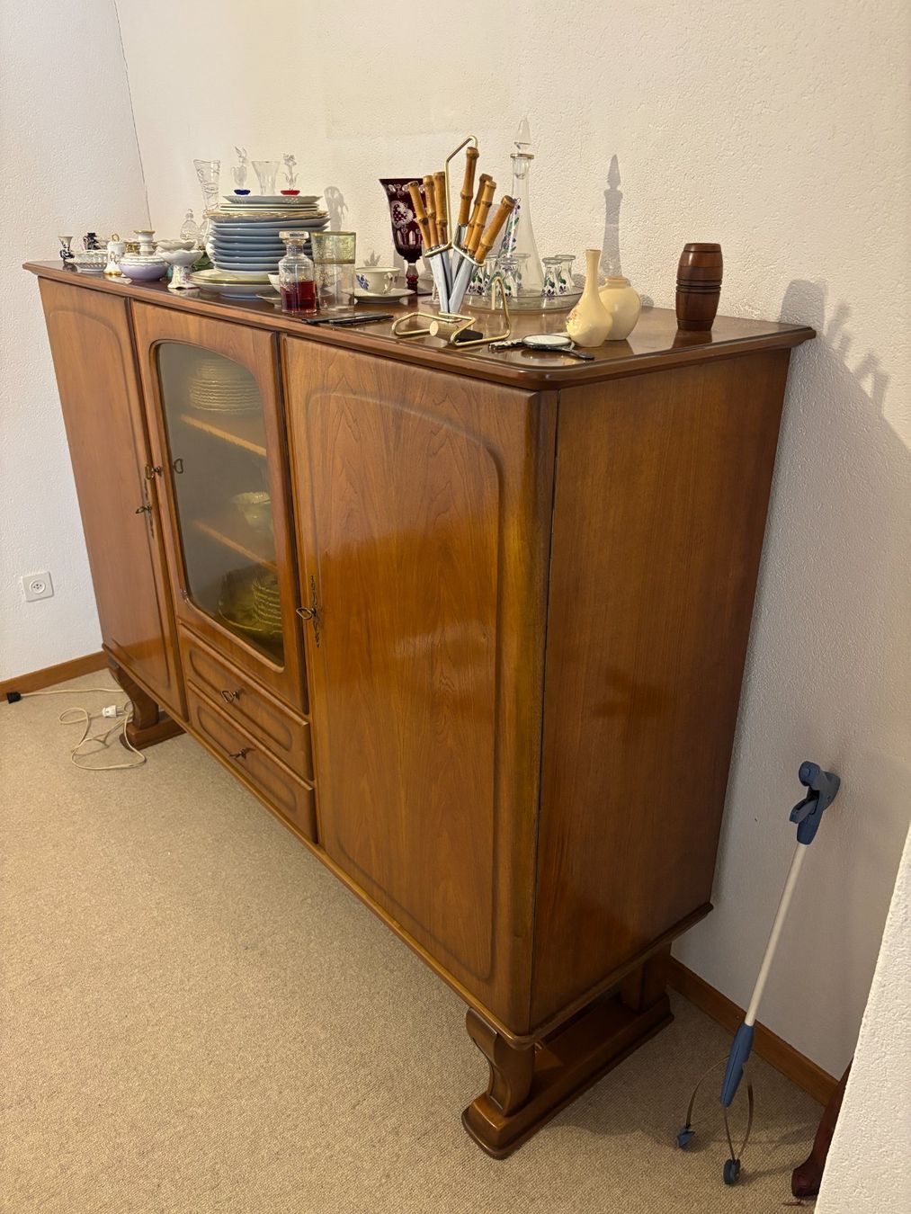 Büffets: Buffet / Schrank / Vitrine – Gebraucht aus Berlingen von Kulls 2