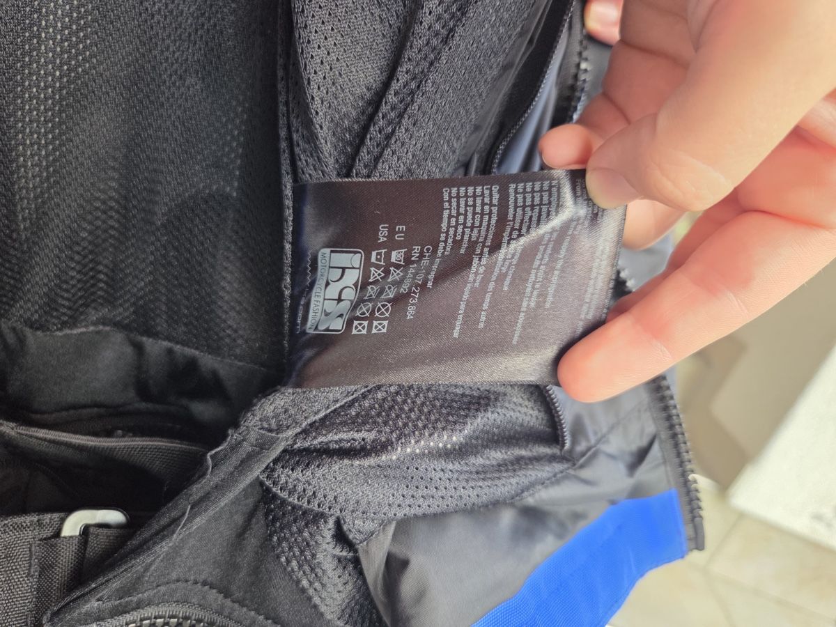 IXS Completi & Tailleur: Motorradbekleidung Textil – Usato da Oberriet SG venduto da lea_sm9b 5