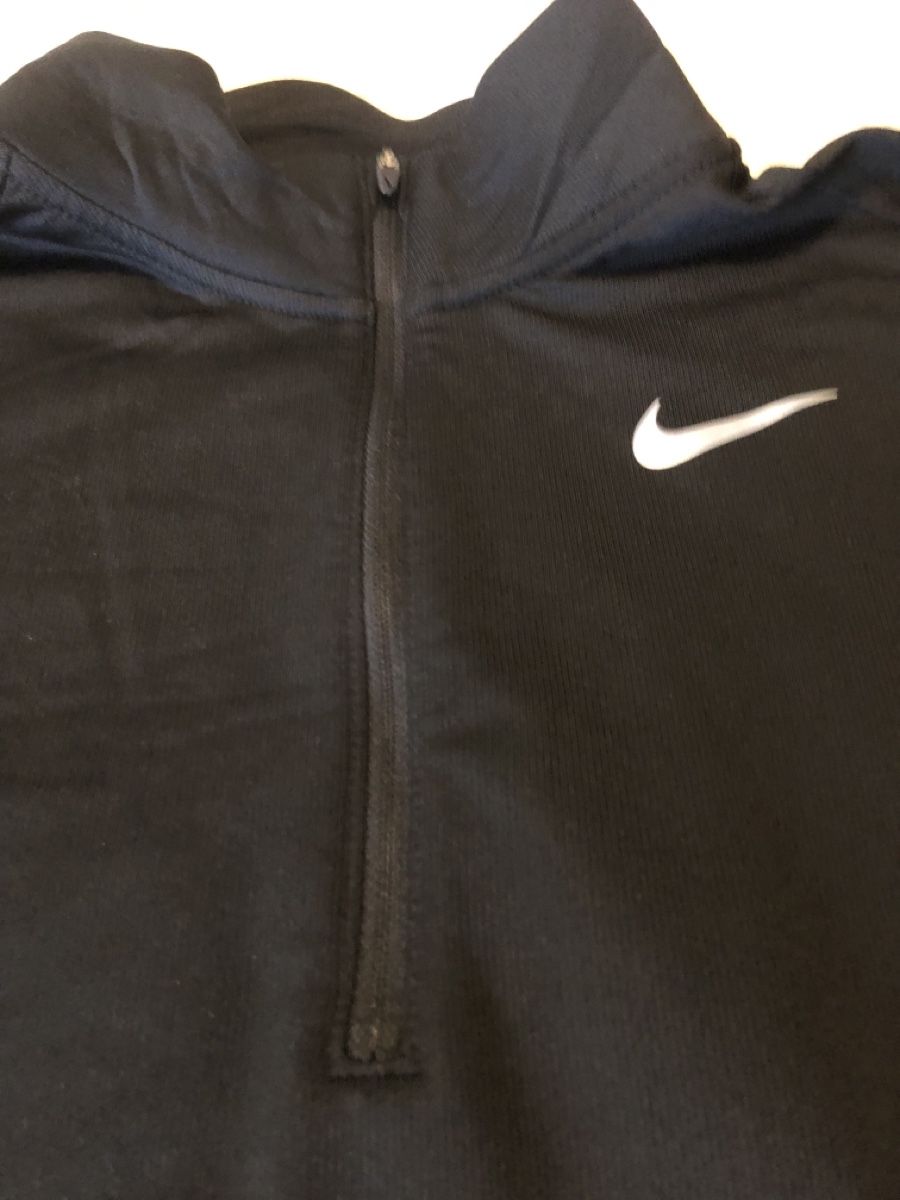 Nike Canottiere & Pantaloni: Maillot de course  – Usato da Le Grand-Saconnex venduto da focamix 1