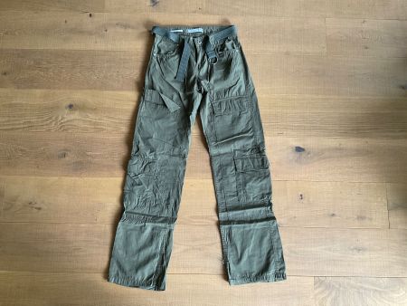 Bershka Hose Gr. 34