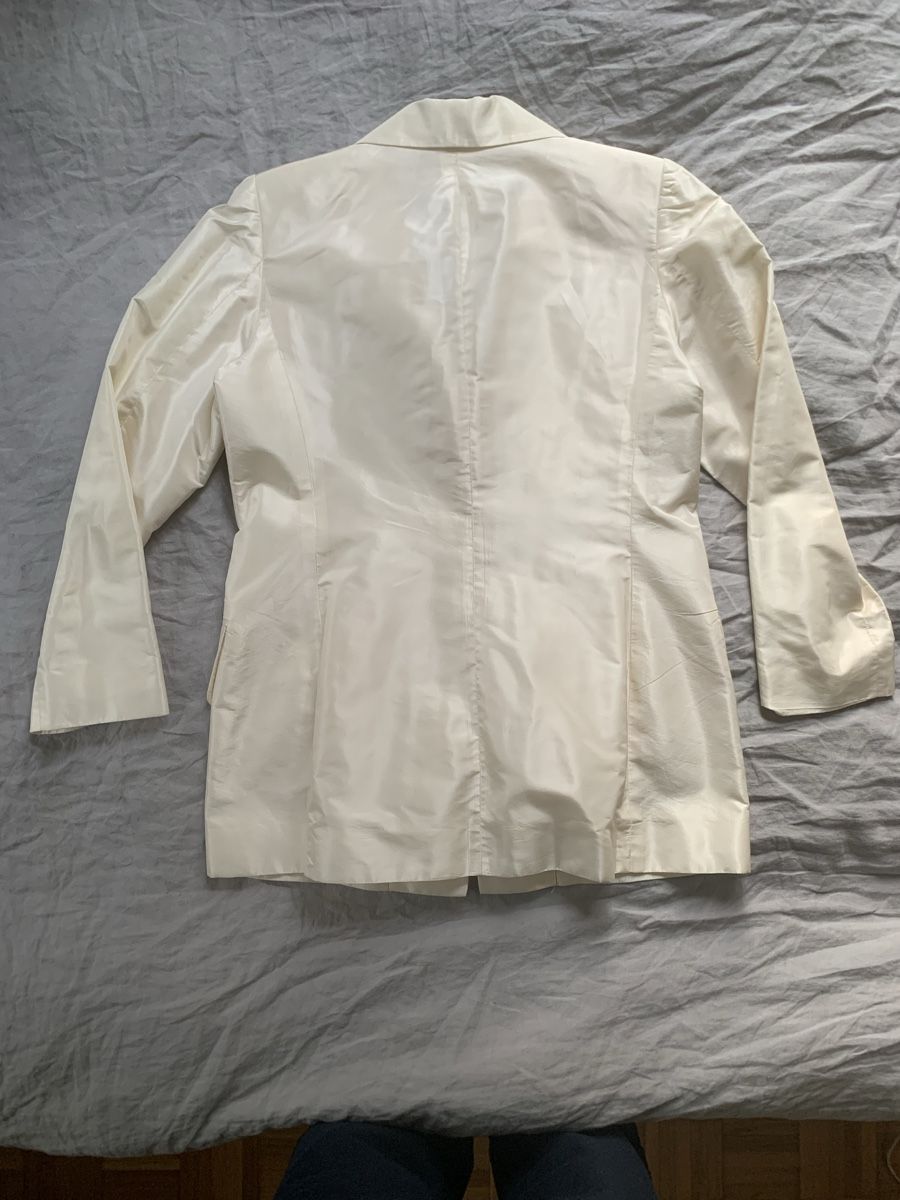 Balenciaga Completi & Tailleur: Original Balenciaga Seidenblazer Gr. 38 – Nuovo (secondo la descrizione) da Zürich venduto da ilj_b22t 2