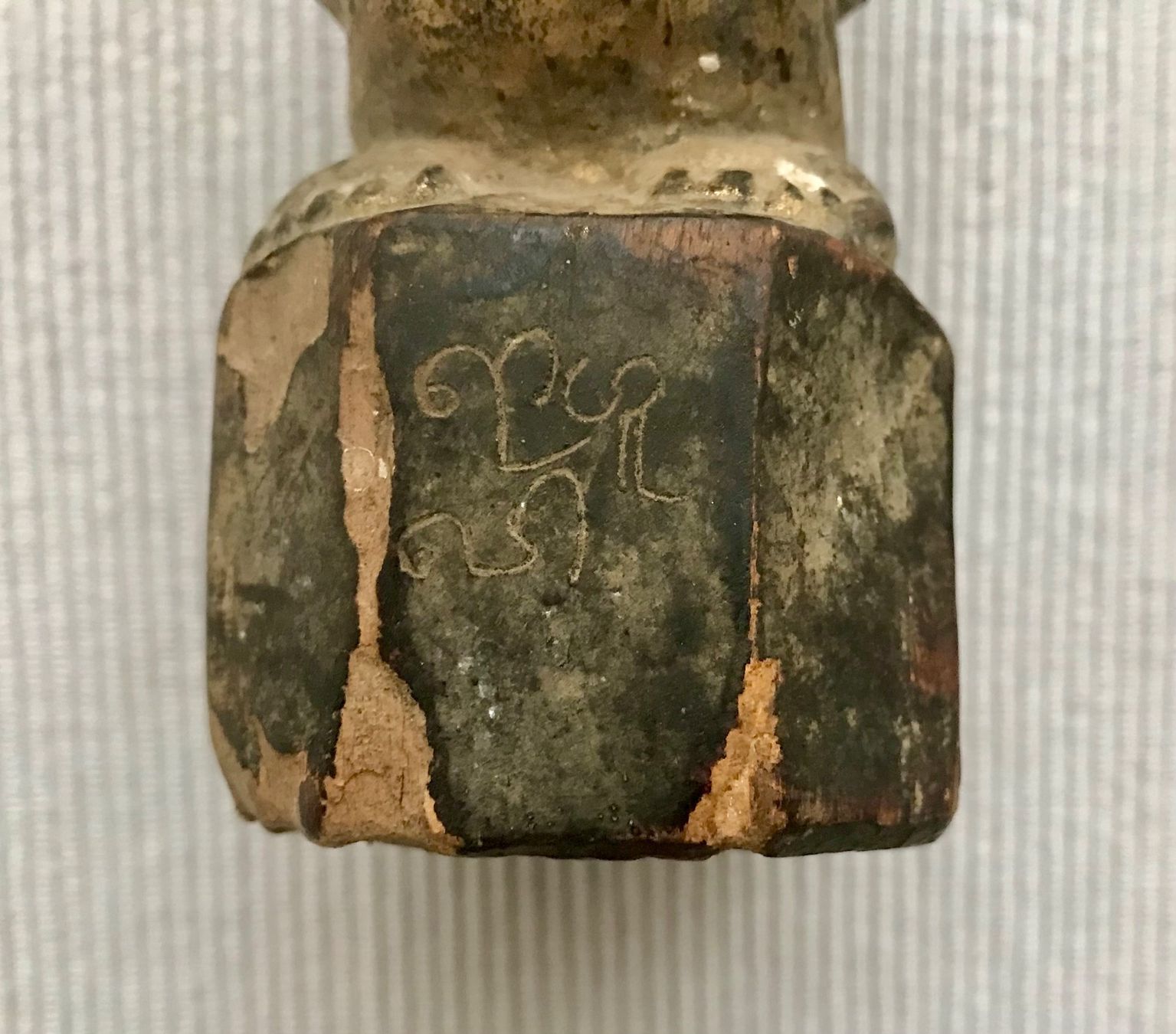 Statuette: Antike Holzfiguren, Adoranten – Usato da Basel venduto da nostanz 9