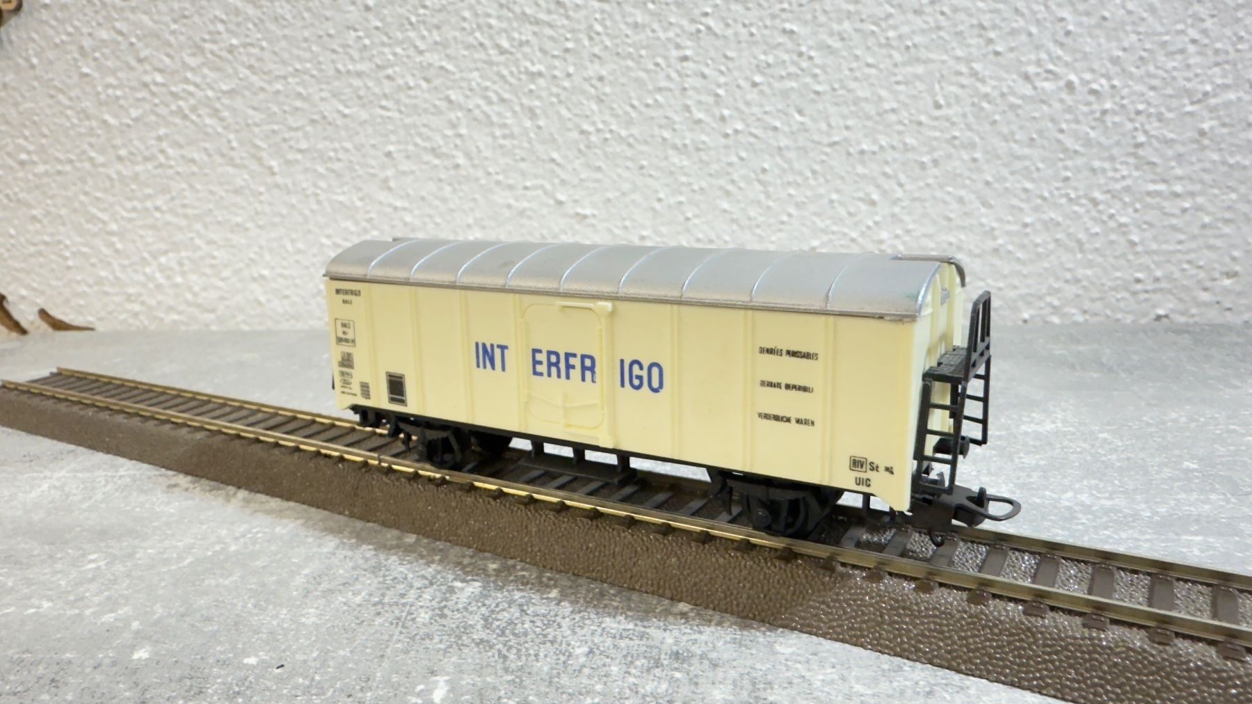 Liliput Modelleisenbahnen: Liliput oder Lima Kühlwagen H0 / DC – Gebraucht aus Windlach von Kelebra 2