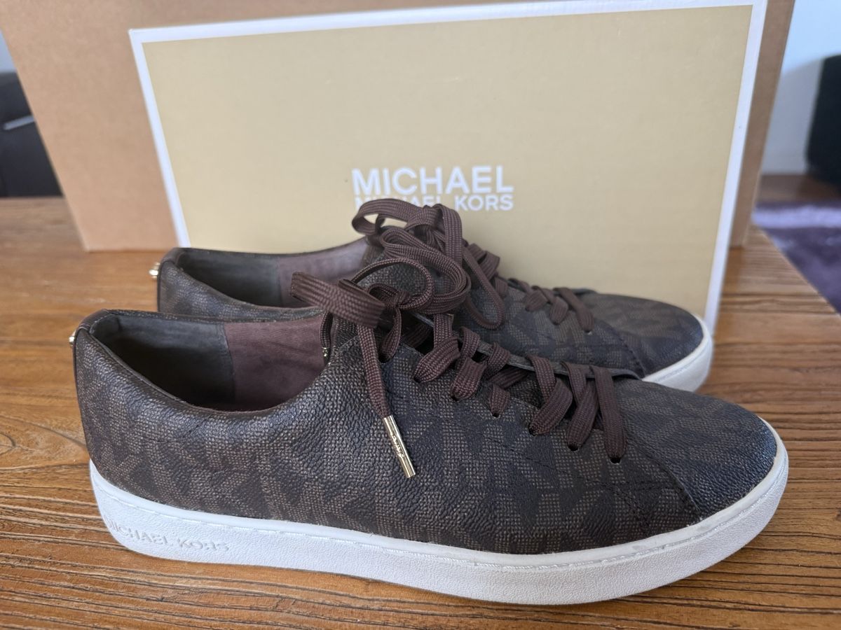 Michael Kors Scarpe da donna: Michael Kors shoes, size 39, little worn – Usato da Veyrier venduto da EleMast 1