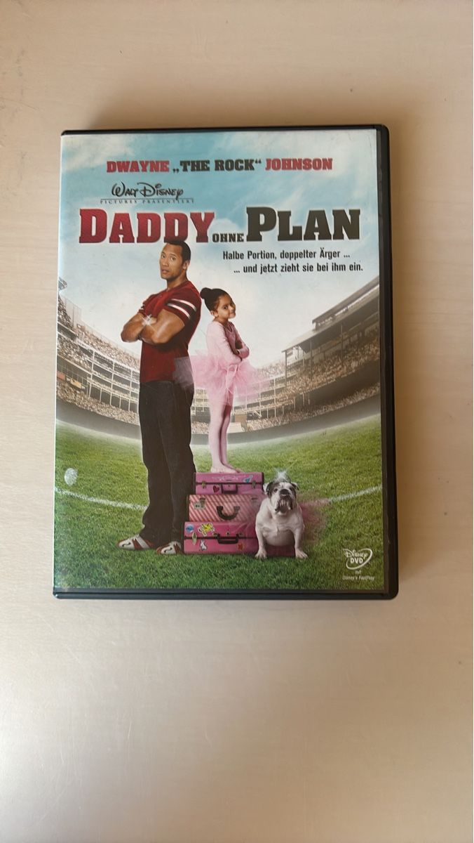 Tutti i DVDs: DVD - Daddy ohne Plan - Dwayne Johnson - (2805) – Usato da Ruswil venduto da Slivio_
