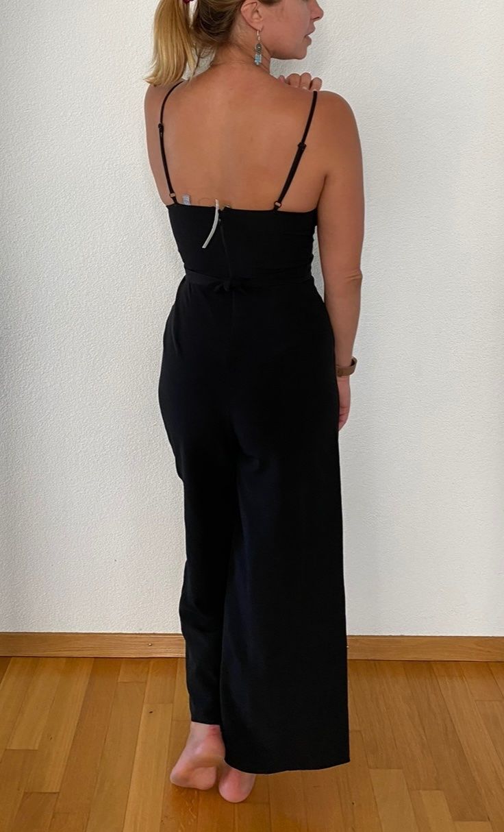 Asos Tute: Jumpsuit Gr.36, ASOS – Usato da Volketswil venduto da Irkasha 1