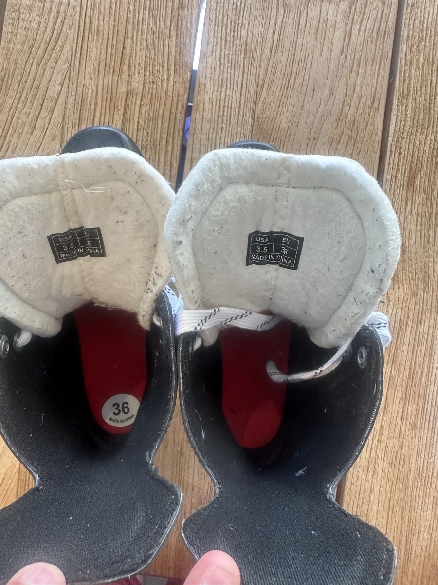 Ccm Pattini da ghiaccio: CCM Schlittschuhe – Usato da Ormalingen venduto da Cosma13 2