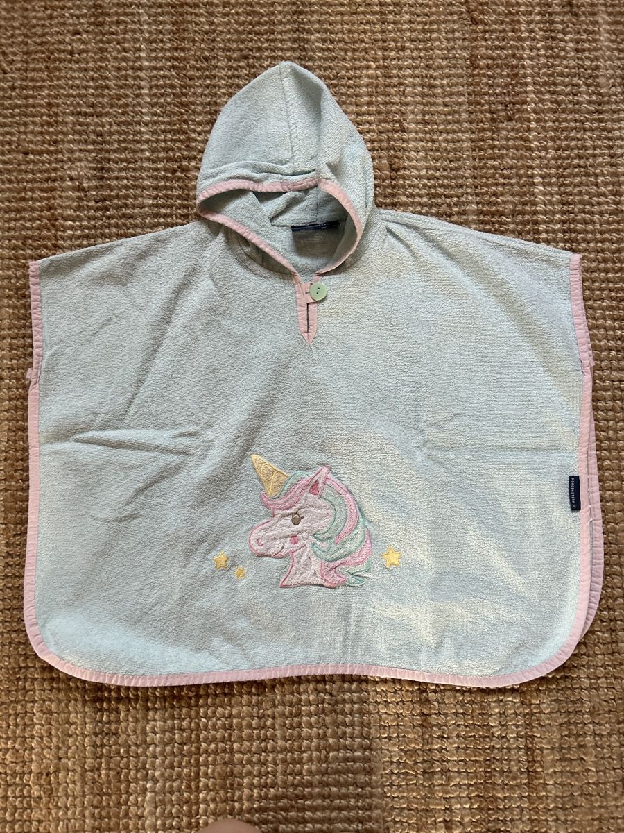 Accappatoi: Morgenstern Badeponcho mit Einhorn – Usato da Dottikon venduto da cimar