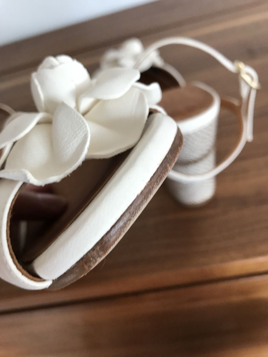 Chie Mihara Scarpe da donna: Chie Mihara Hochzeitssandalen Gr. 38 – Nuovo (secondo la descrizione) da Cham venduto da Maya.B. 3