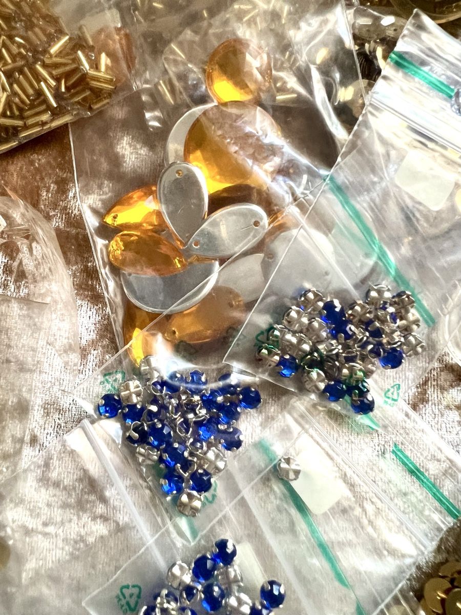Kit bricolage: Pailletten und Strasssteine – Nuovo (secondo la descrizione) da Gerzensee venduto da ast_j77p 3