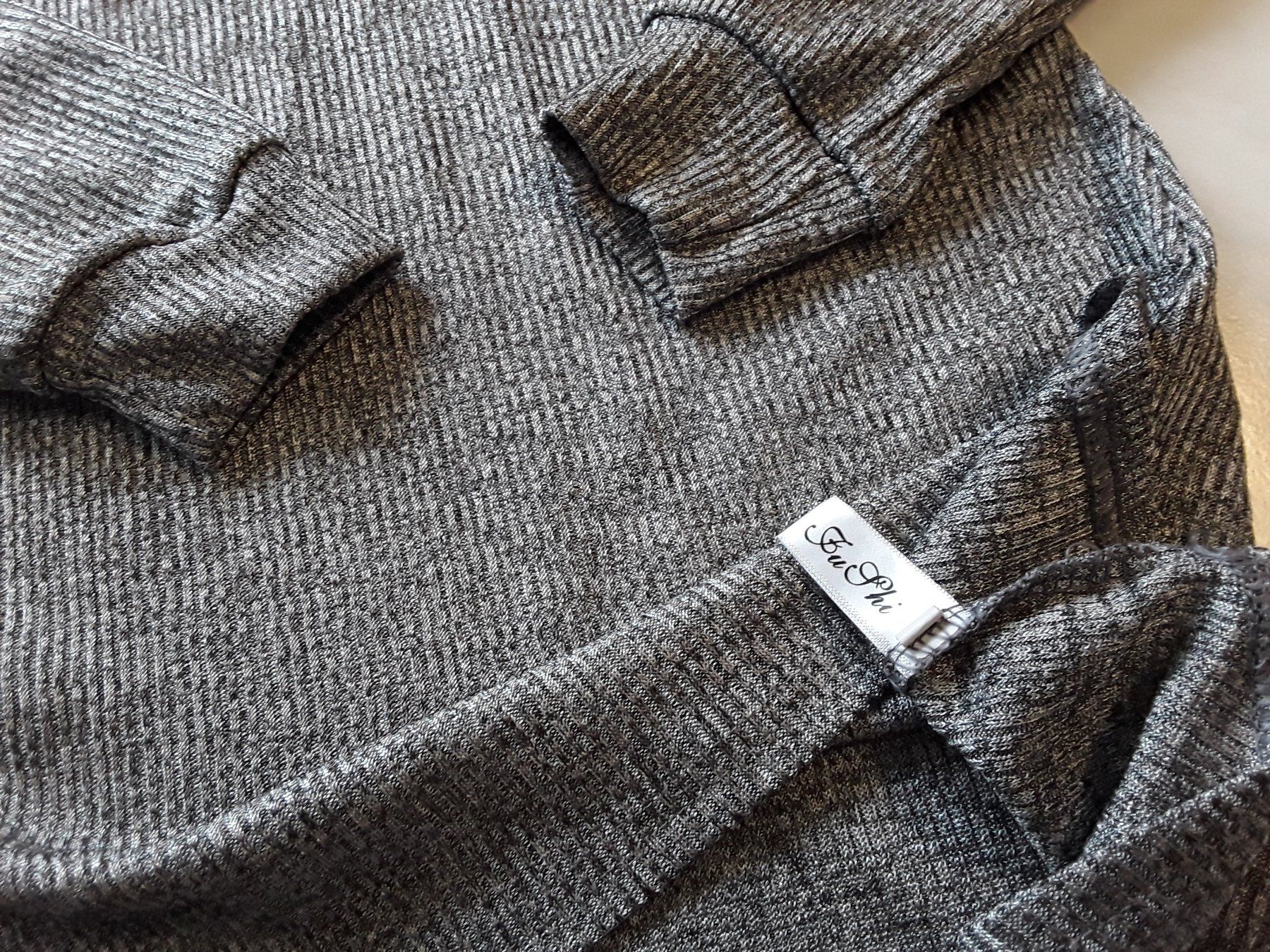 Pullover & Sweatshirts: 3 STK SHIRT (FU SHI S/M – Gebraucht aus Heimberg von Samprof 6