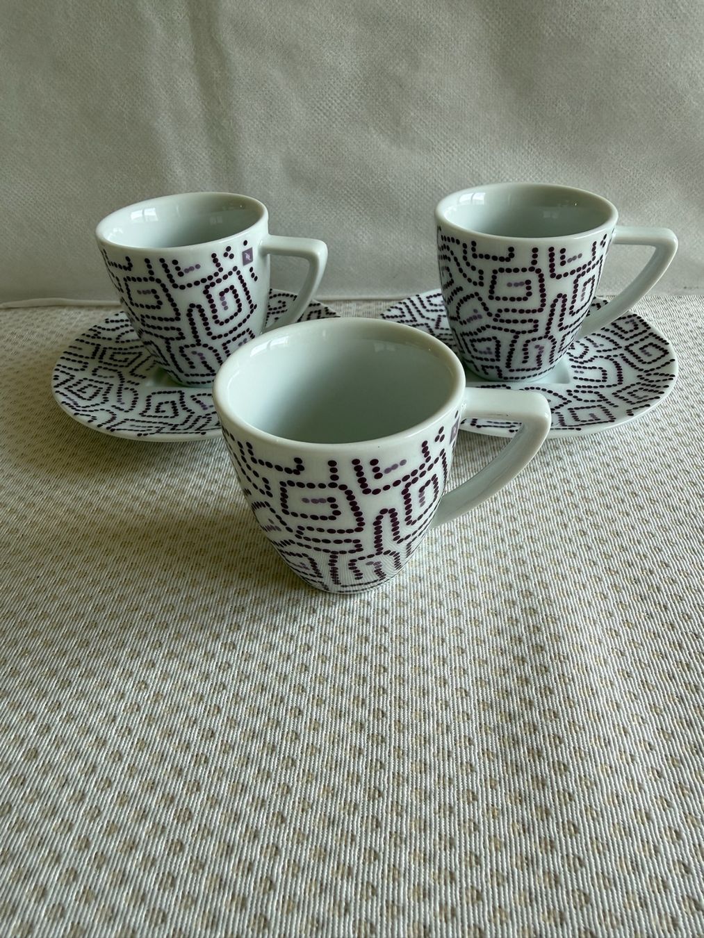 Nespresso Tazze: Nespresso - tasses espresso – Usato da Sion venduto da accroshoes 1