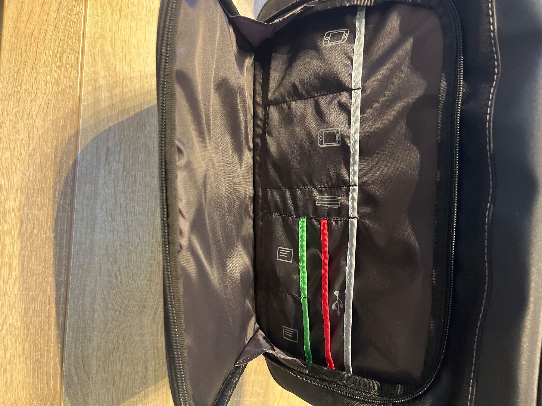 Targus Taschen: Targus Laptop Tasche, neuwertig! – Neu (gemäss Beschreibung) aus Stalden VS von Mister_20 3
