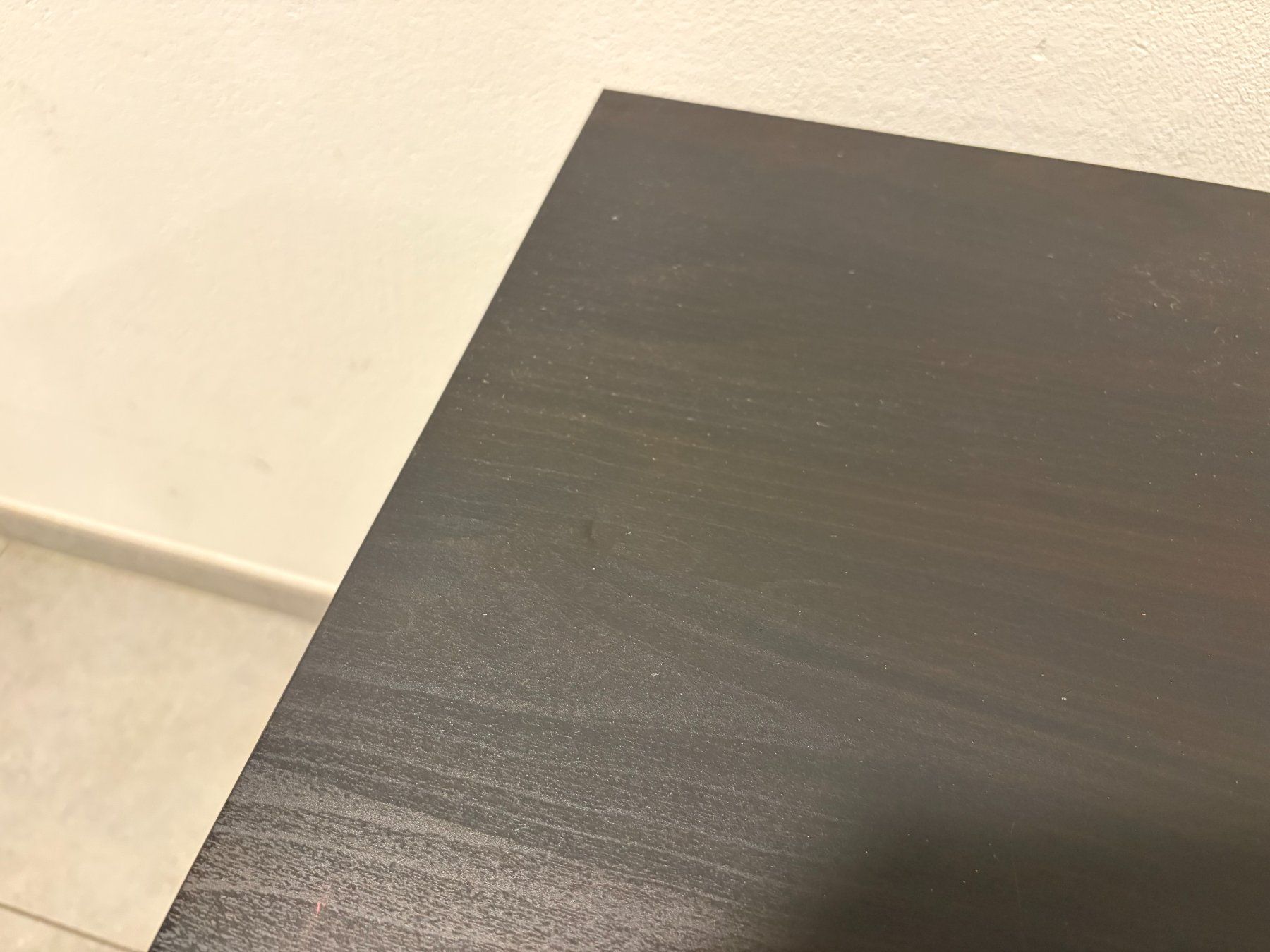 Ikea Scrivanie: Schreibtisch Micke – Usato da Altwis venduto da har_2pny 4