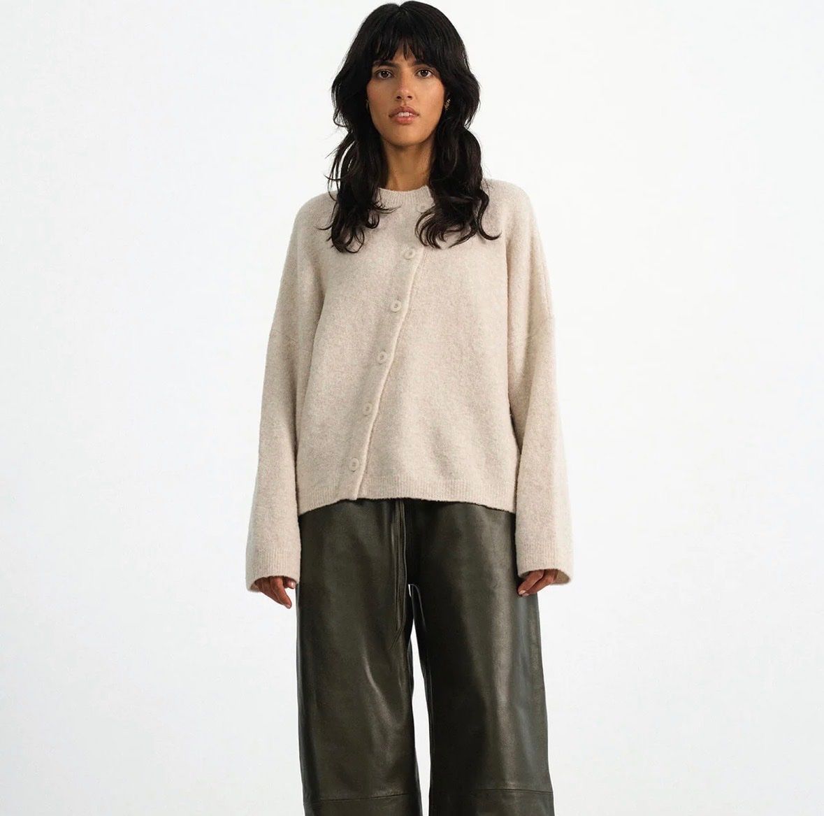 Maglioni & Felpe: Vival.Studio Cardigan Nad Grau Grösse M – Nuovo (secondo la descrizione) da Luzern venduto da maarteii 2
