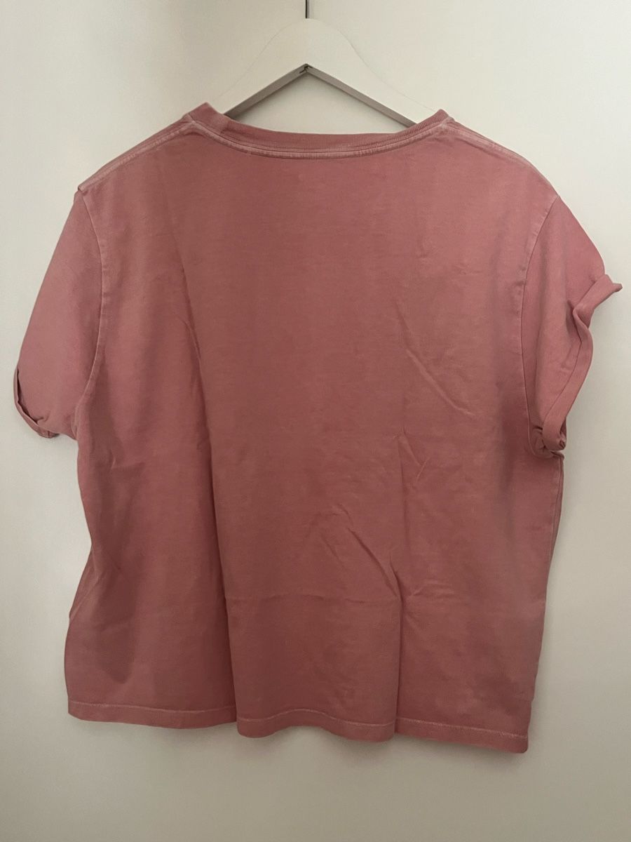 Levi's T-shirt: Levi's T-Shirt Rosa Grösse S – Usato da Frauenfeld venduto da heyLani 3