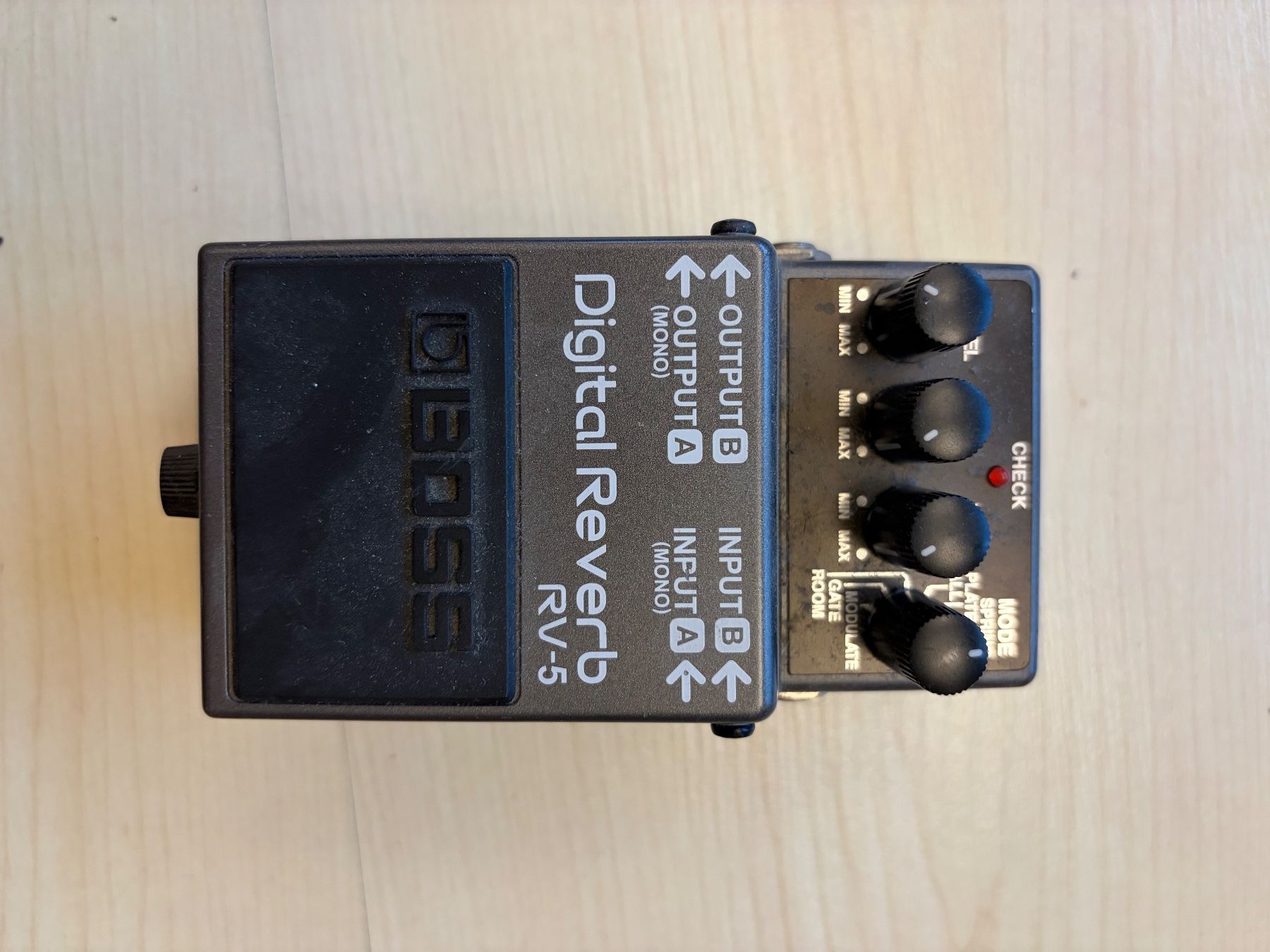 Boss Instruments de musique: Boss Digital Reverb RV-5 – D'occasion à Zizers par Knupfi0