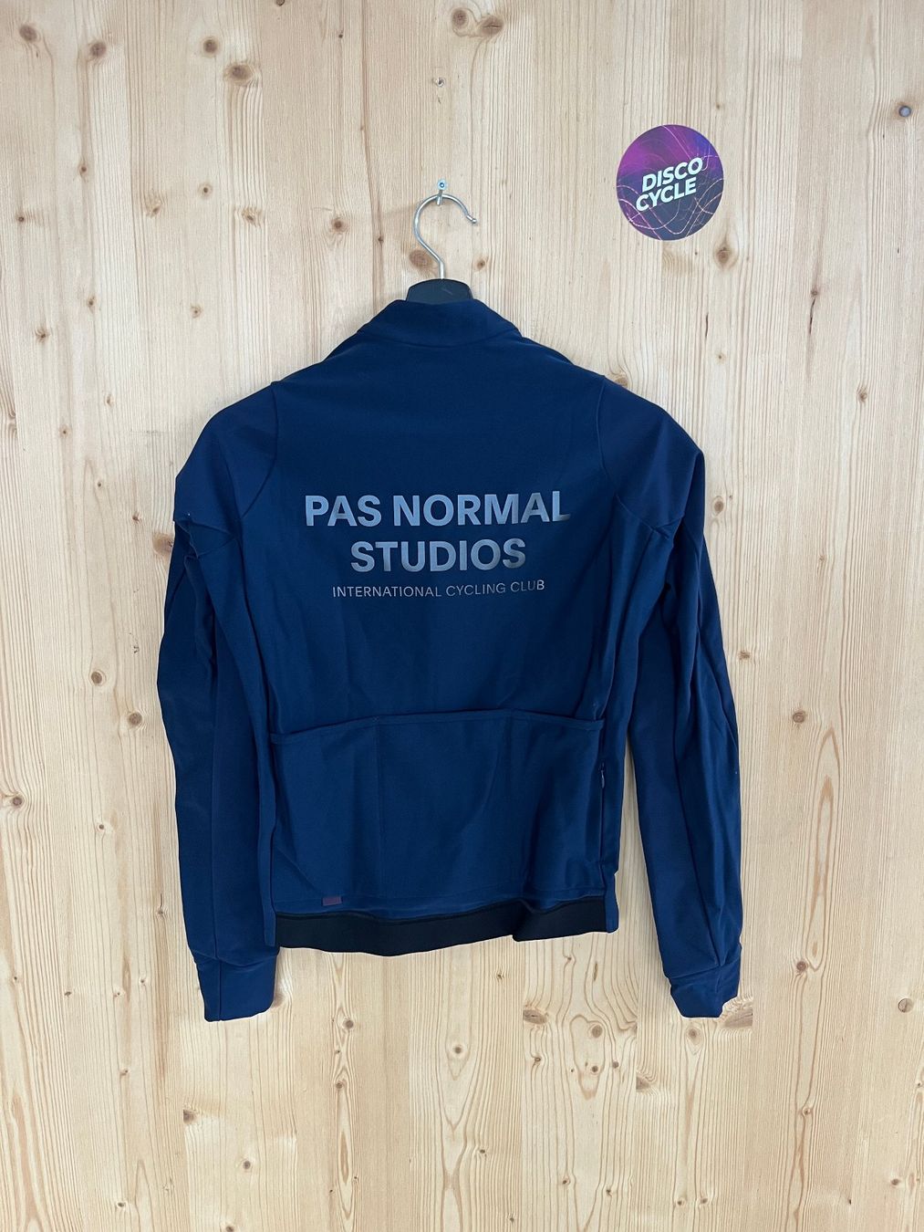 Pas Normal Studios Leibchen & Hosen: % Pas Normal Studios Men's Mechanism Thermal Long - Navy S – Neu und originalverpackt aus Bern von Disco_Cycle 1