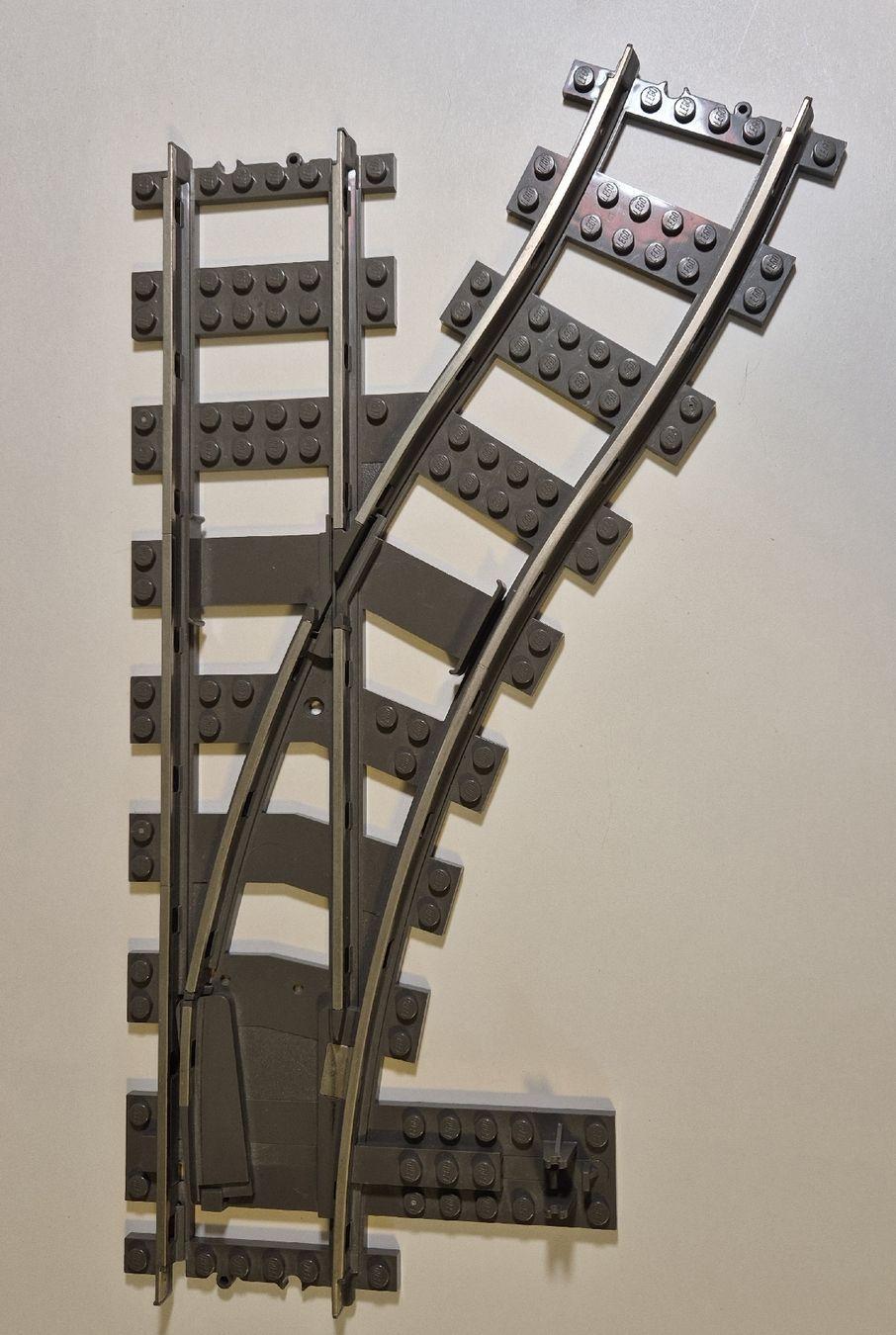 Lego Giocattoli: LEGO Eisenbahn Weiche rechts + links 9V + Schalter – Usato da Russikon venduto da RemosBausteine