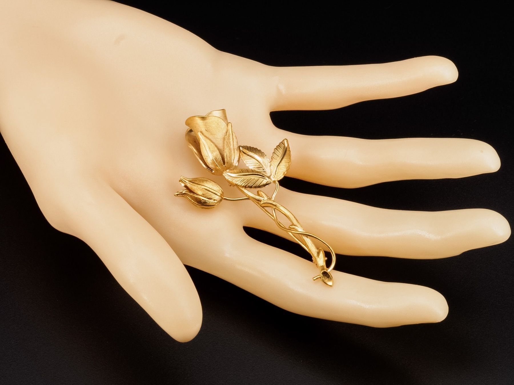 Spille & Fermagli: Vintage goldfarbene Rosenbrosche – Usato da Zürich venduto da nostalgic_treasures 1