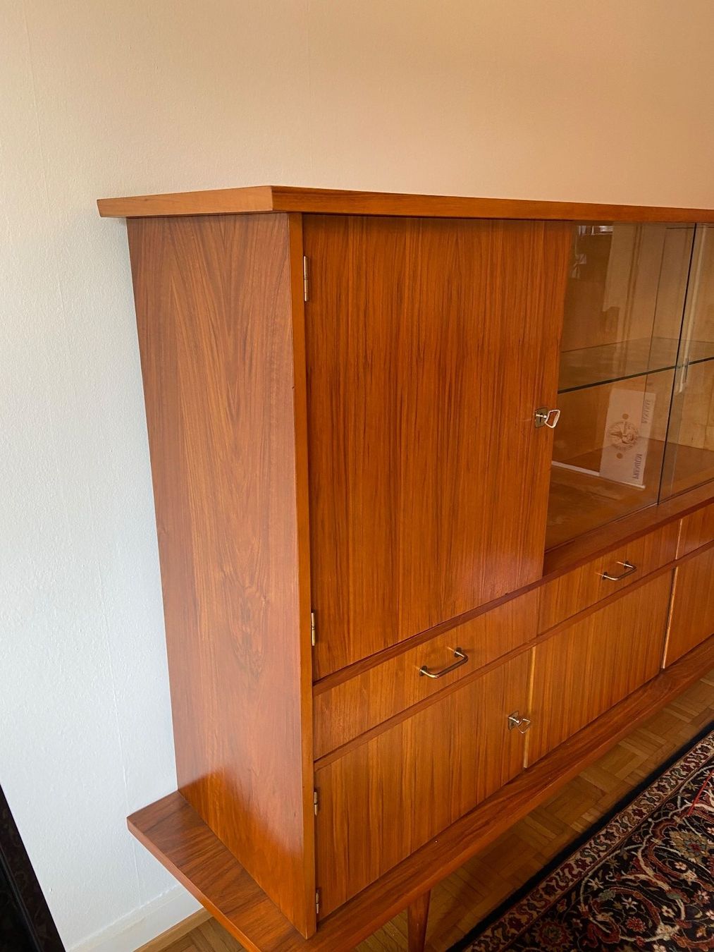 Vetrine: DESIGNKLASSIKER TEAK VITRINE – Usato da Dietikon venduto da brocki-eyra 5
