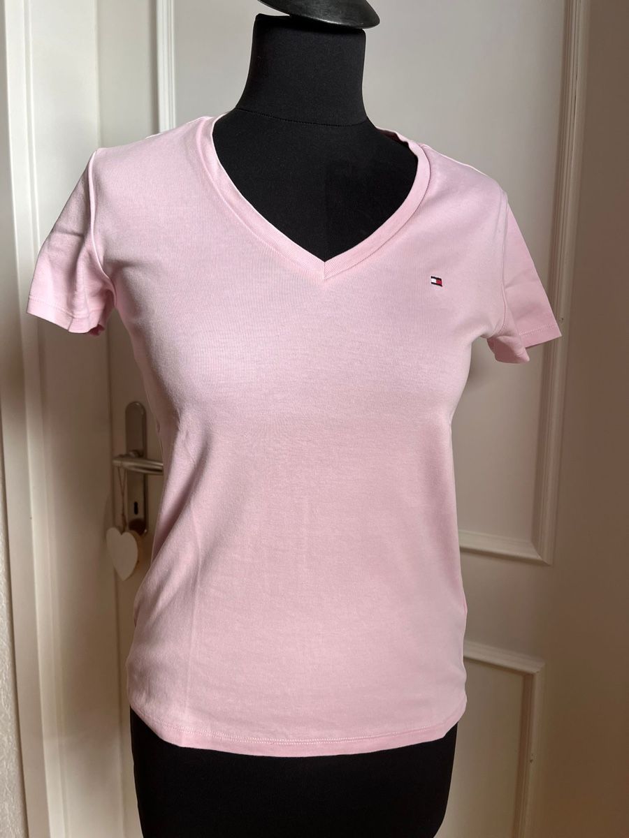 Tommy Hilfiger T-Shirts: T-Shirt von Tommy Hilfiger – Gebraucht aus Thun von mir_8tjd 2