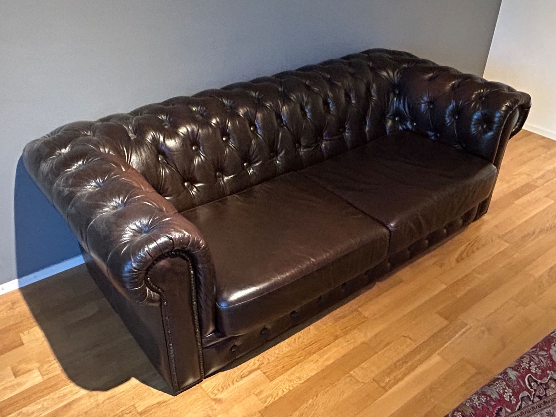 Sofas: Leder Sofa dunkelbraun – Gebraucht aus Kloten von rst_5f7w 2