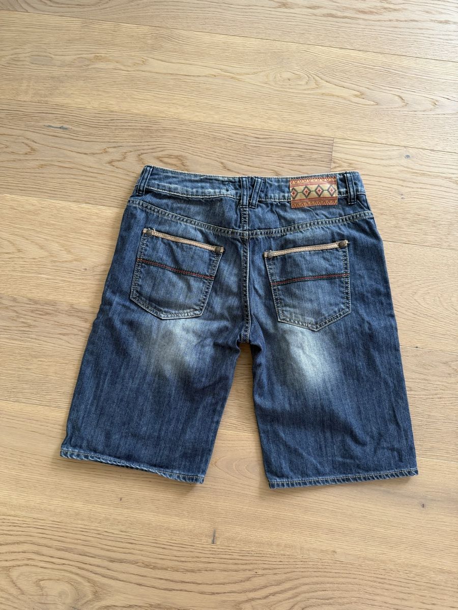 Zara Jeans: Zara Collection Jeans Shorts, 34 – Usato da Richterswil venduto da KAYLEIGH_77 2