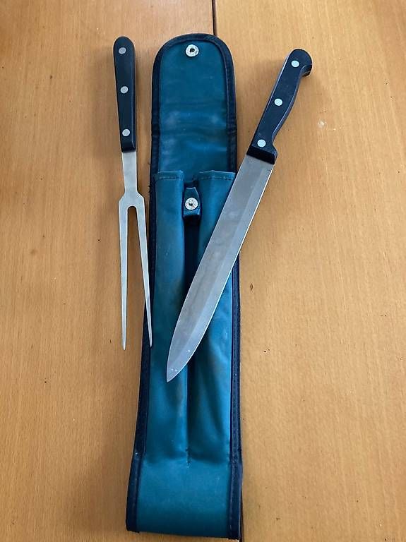 Set di posate: Grillbesteck, Messer und Gabel mit Etui – Usato da Liebefeld venduto da justasmile 1