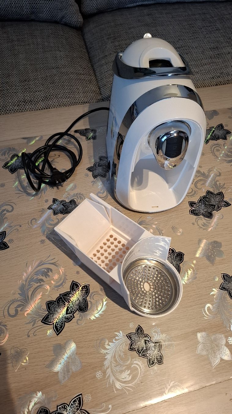 Kaffeemaschinen & Espressomaschinen: Cafissimo Compact – Gebraucht aus Grenchen von Donk_pro 5