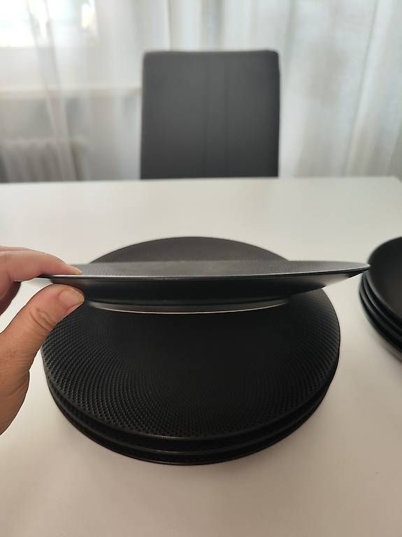 Piatti: Assiettes  – Usato da Yverdon-les-Bains venduto da Cadocouches.ch