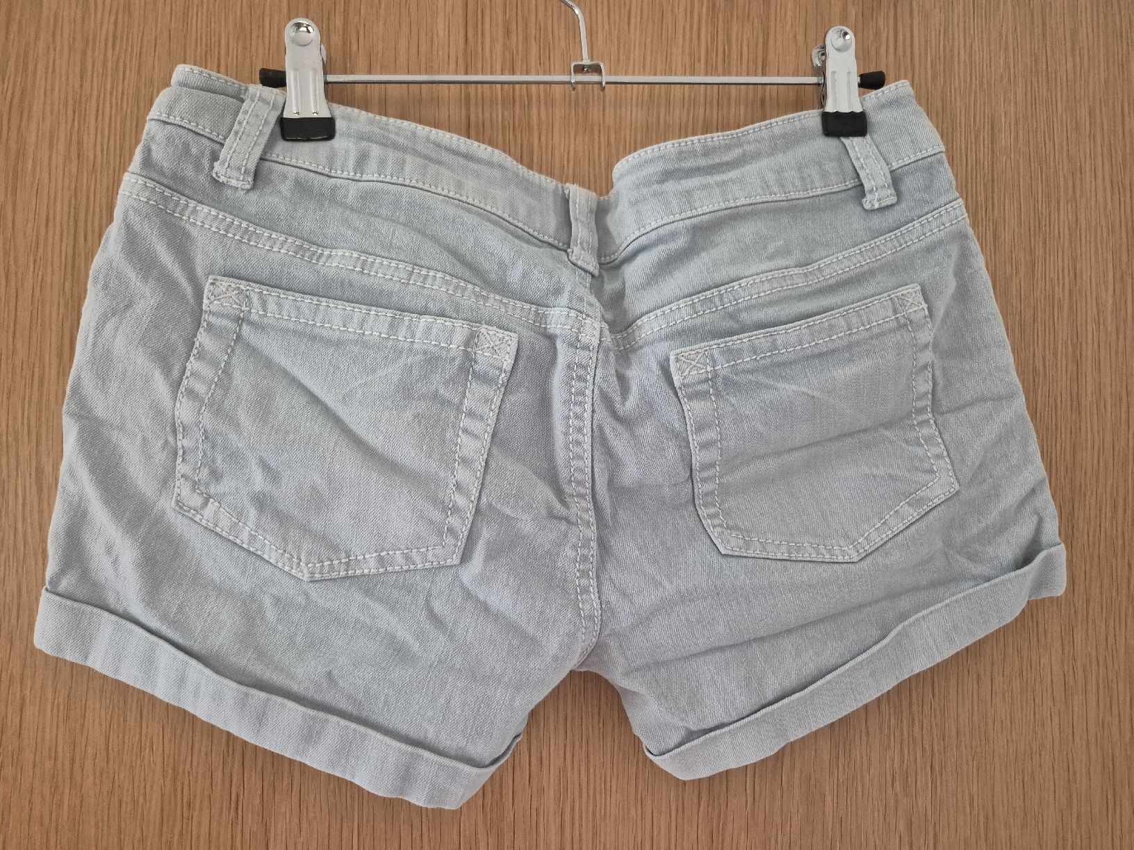 Jeans: Short Clockhouse bleu clair, taille 36, comme neuf! – Usato da Alle venduto da Fanny8952 2