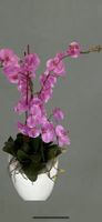 Kunstpflanze grosser Orchideen im Topf