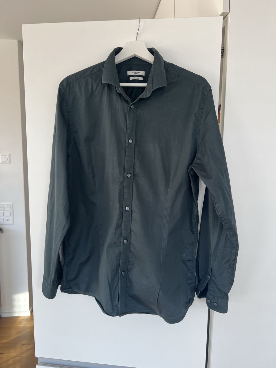 Camicie: 2 Hemden Männer Gr. XL stretch – Usato da Rapperswil SG venduto da zani_st 1
