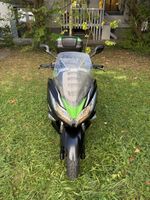 KAWASAKI J 300 CC (AB GROSSE SERVICE)