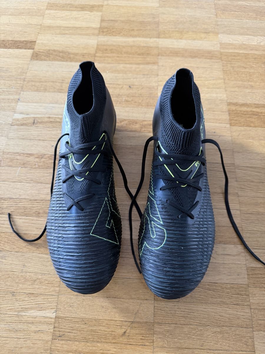 Schuhe für Jungen: Fussballschuhe Kickschuhe Puma – Gebraucht aus Itingen von levilu