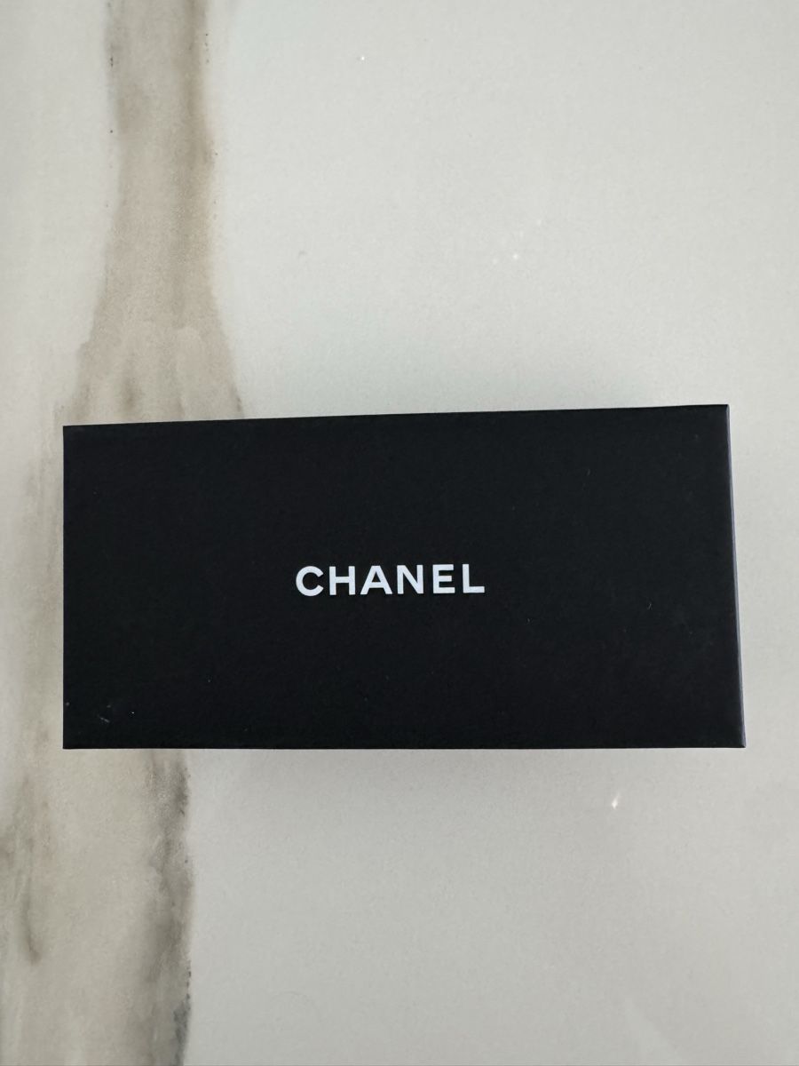 Chanel Occhiali & Lenti: Occhiali da sole Chanel – Nuovo e nell'imballaggio originale da Bellinzona venduto da eli_6mr5 4