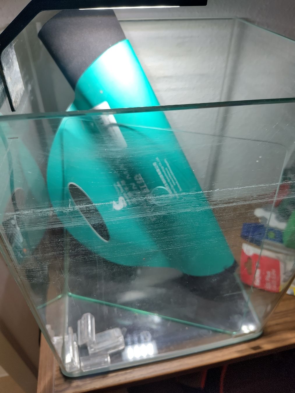 Acquari: 20l nano cube Dennerle  – Usato da Solothurn venduto da Botanical 1