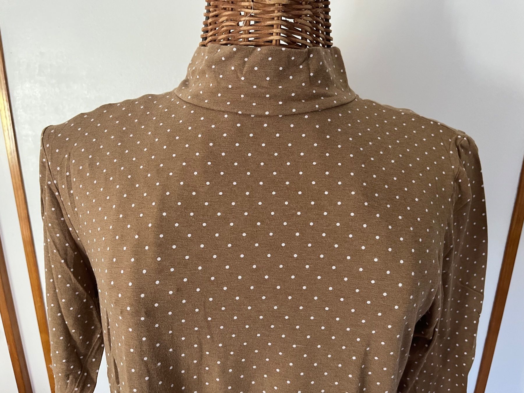 T-shirt: NOA NOA Langarmshirt dots Gr.M – Usato da Utzenstorf venduto da Ismaele 1