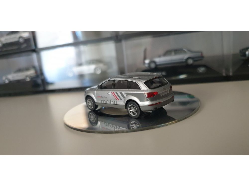 ヘルパ 1/87 Wiking Audi Q7 - 自動車