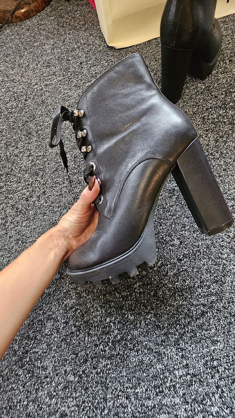 Scarpe da donna: Stiefeln – Nuovo (secondo la descrizione) da Mauren venduto da ehr_5cy6 9
