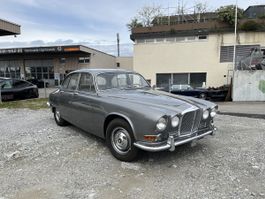 Jaguar 420