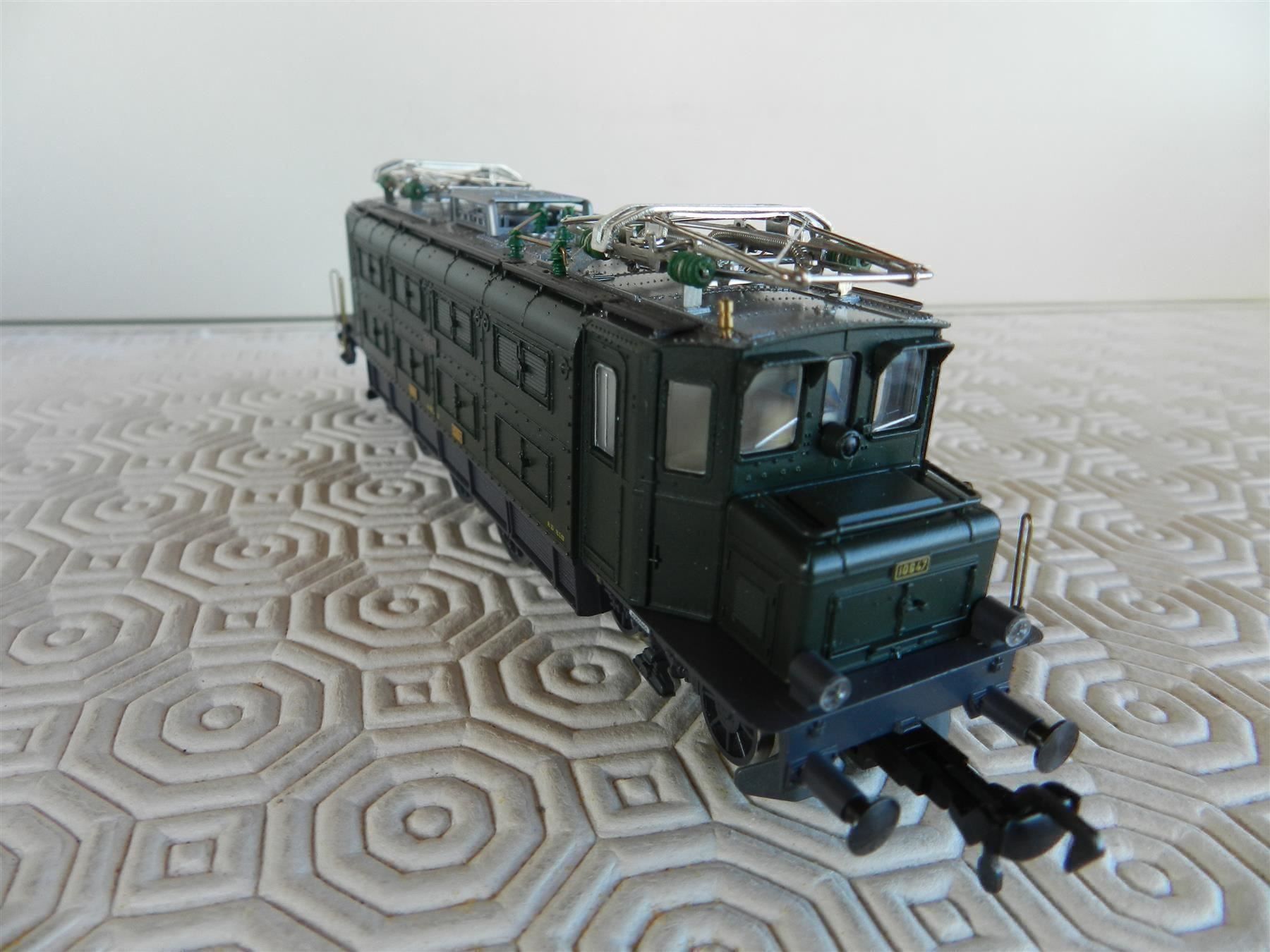 Fleischmann Modelleisenbahnen: FLEISCHMANN H0 DC E-Lok Ae 3/6 SBB – Neu (gemäss Beschreibung) aus Arzier-Le Muids von elocin83 4
