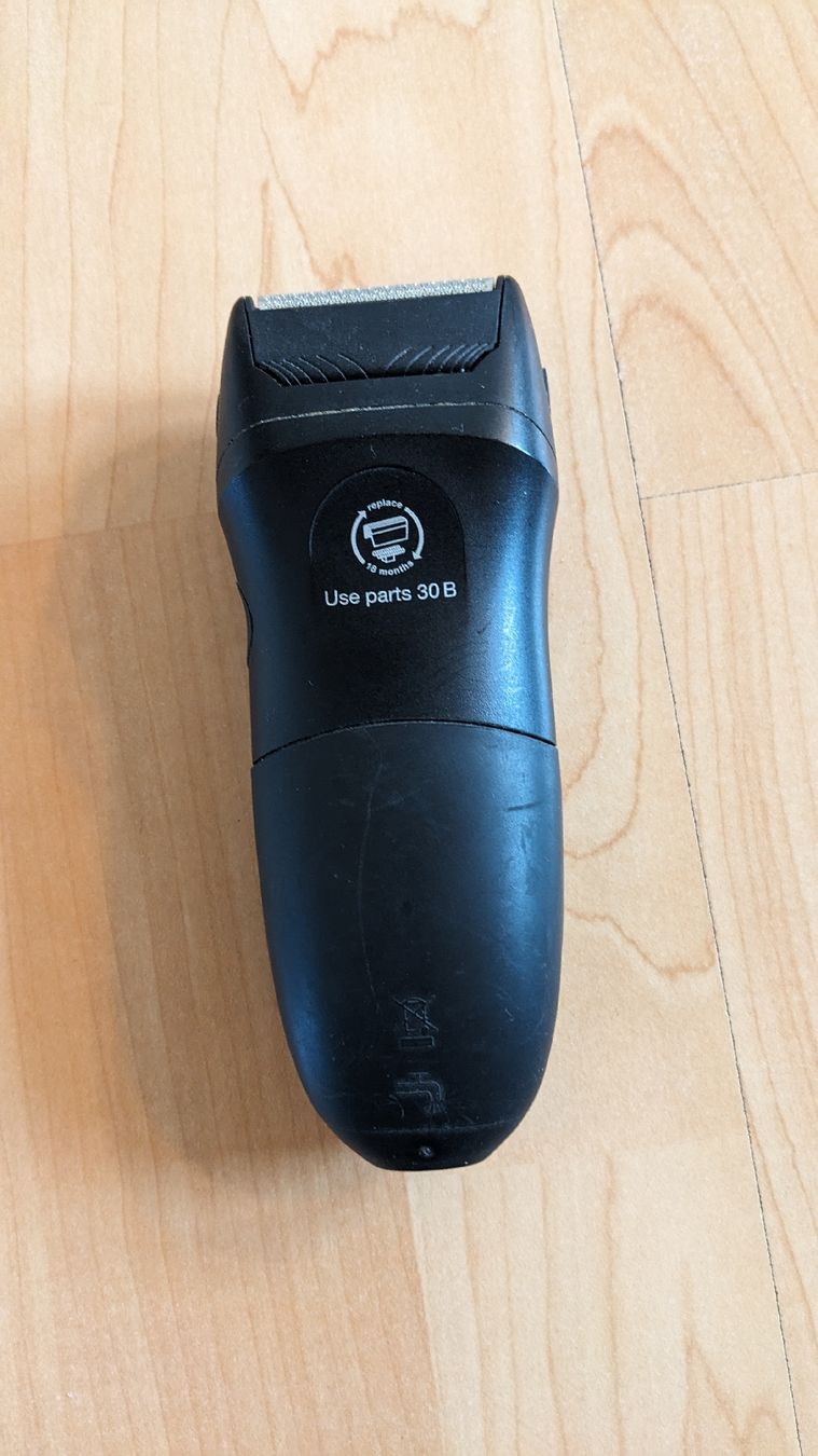 Braun Rasoi & Lamette da barba: Braun Rasierer Wasserfest – Usato da Romanshorn venduto da chaanem