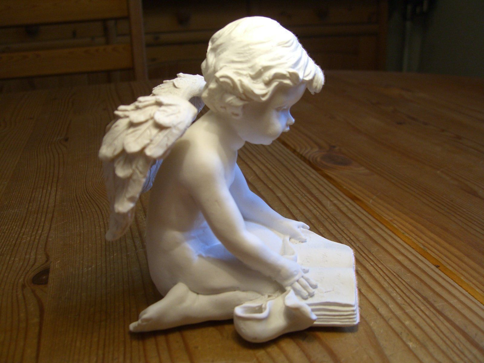 Statuette: herziger Engel mit Buch, Kunststein, neu – Nuovo (secondo la descrizione) da Winterthur venduto da Ghandi5