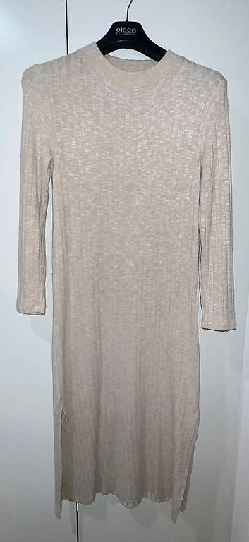 Robes: leichtes Strickkleid – Neuf (Voir description) à Basel par Dinamel