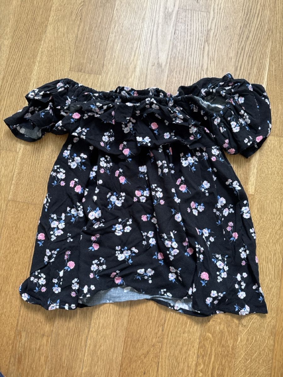 Hollister Top: Hollister Top – Usato da Riedholz venduto da emm_22qn 1