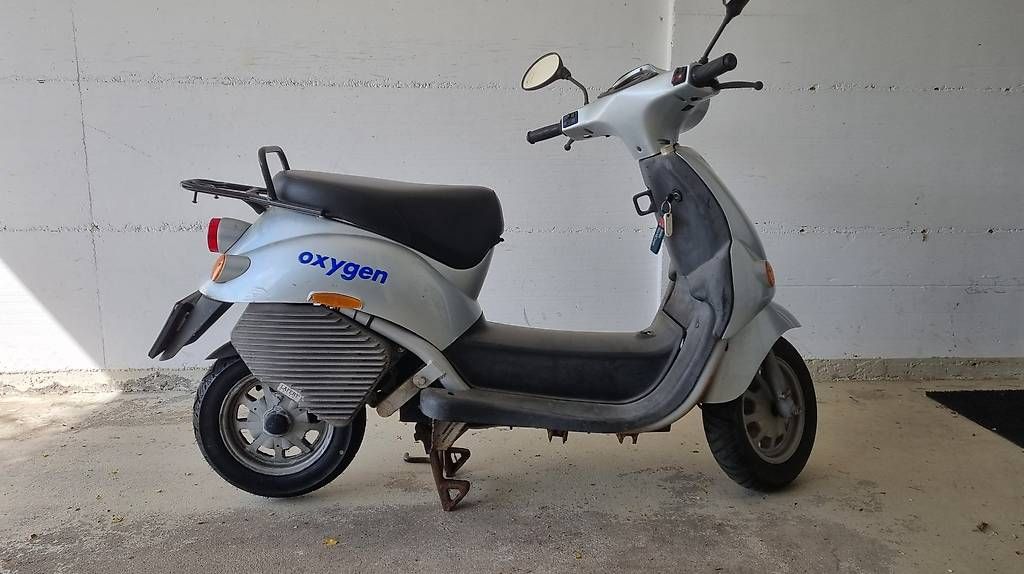 Oxygen Scooter: Scooter elettrico Oxygen – Usato da Pregassona venduto da GioGhielma 4