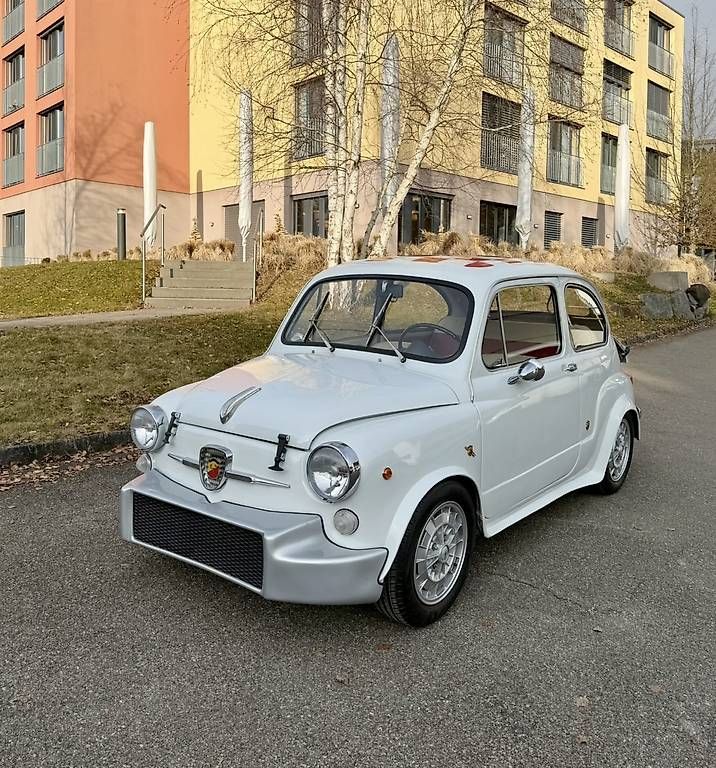 Automobili: Preisreduktion Fiat Abarth 850TC  Replica Oldtimer – Usato da Wattwil venduto da Zitrone