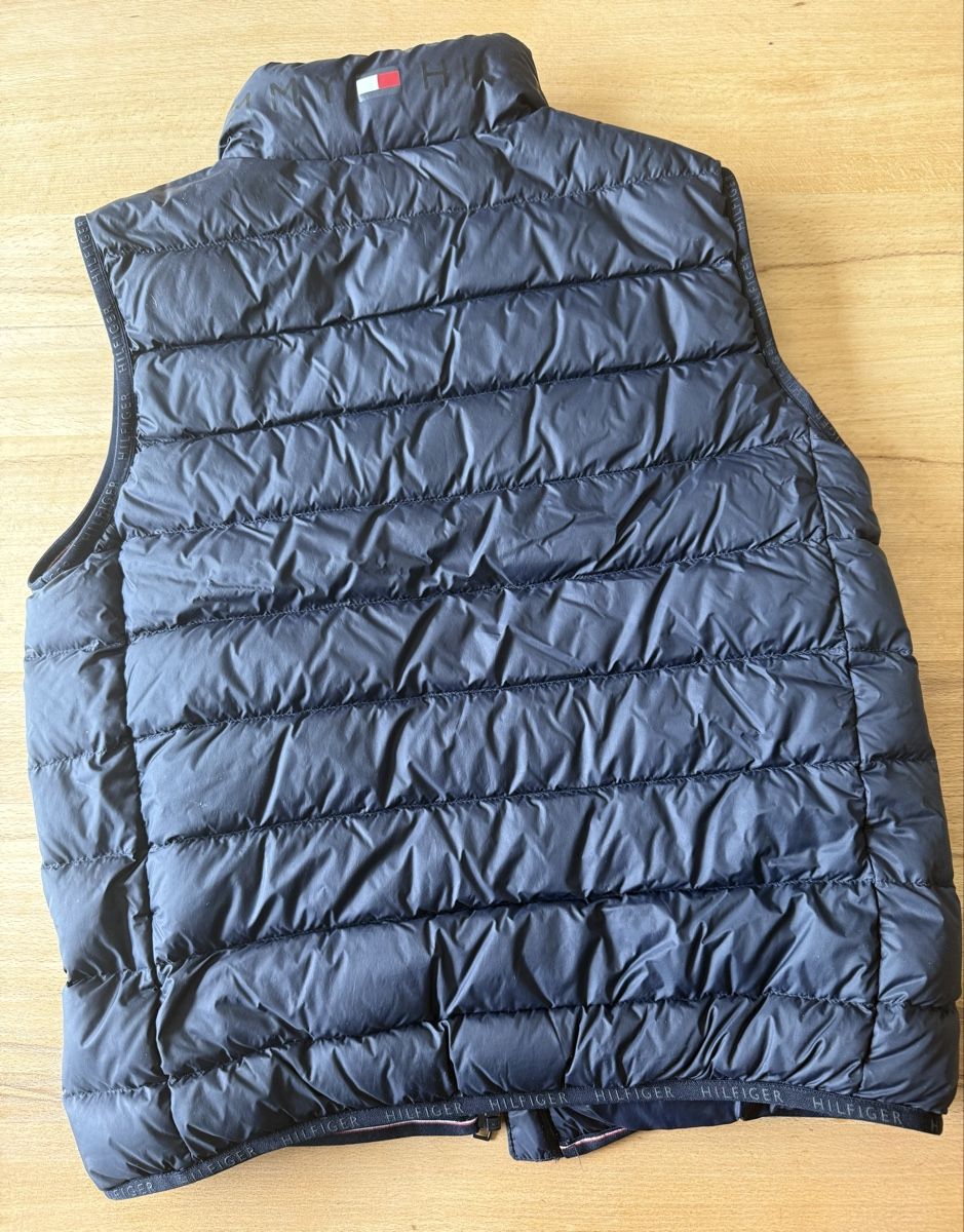 Tommy Hilfiger Altro abbigliamento per bambino: Daunen-Weste, Tommy Hilfiger, Gr 164 – Usato da zürich venduto da VaviPat 4